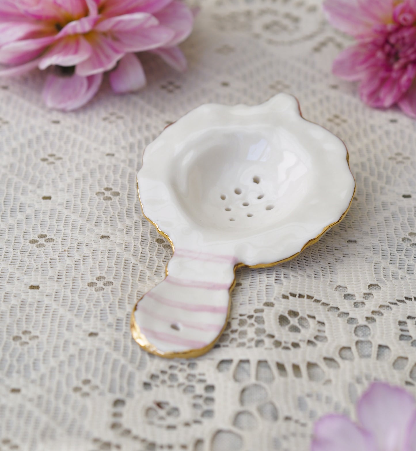 Tea Strainer With Stripes