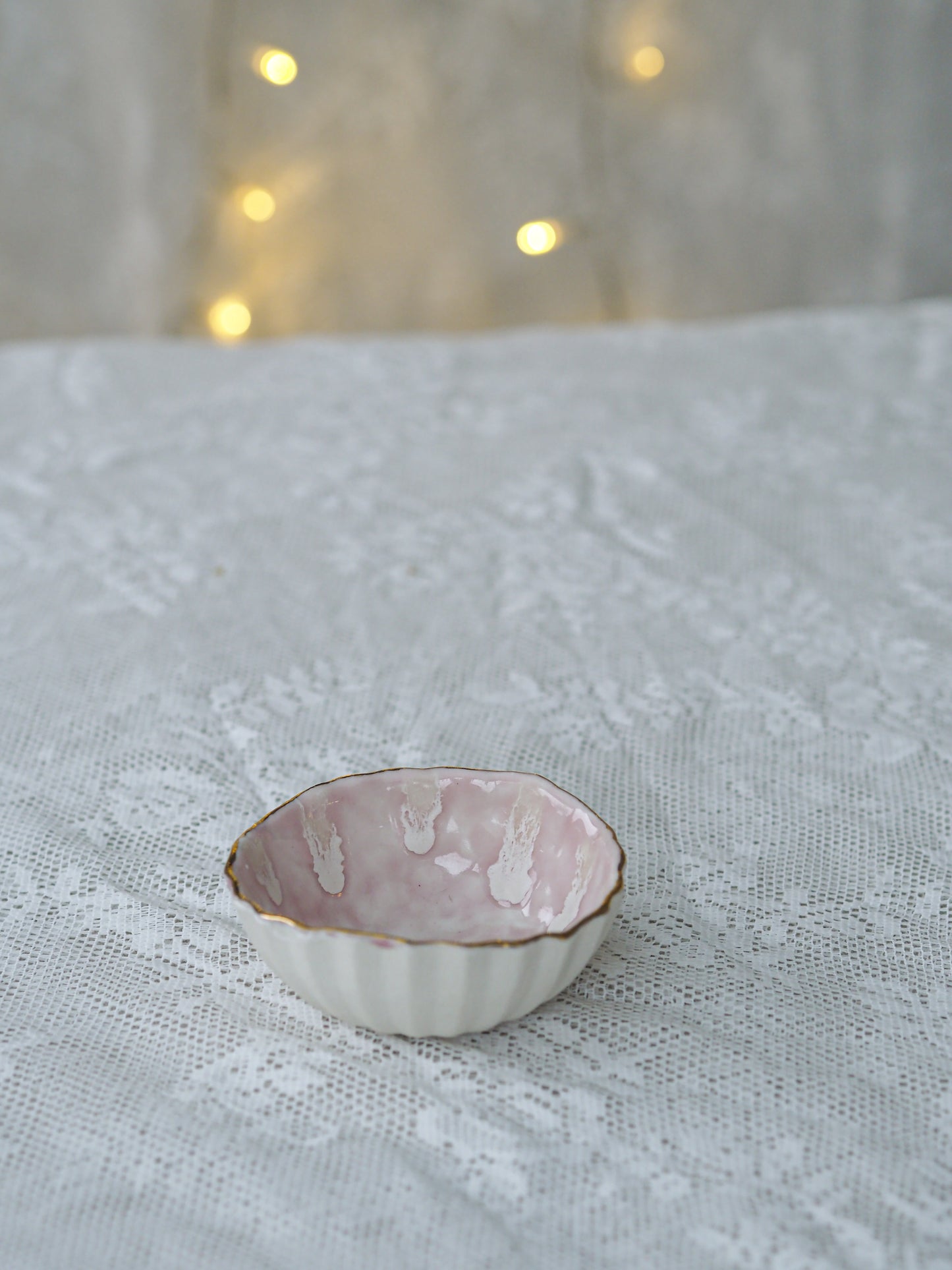 Pink crinkle dish