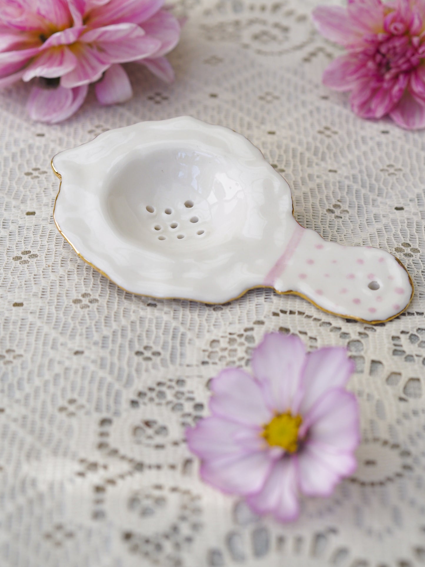 Tea Strainer With Polka Dots